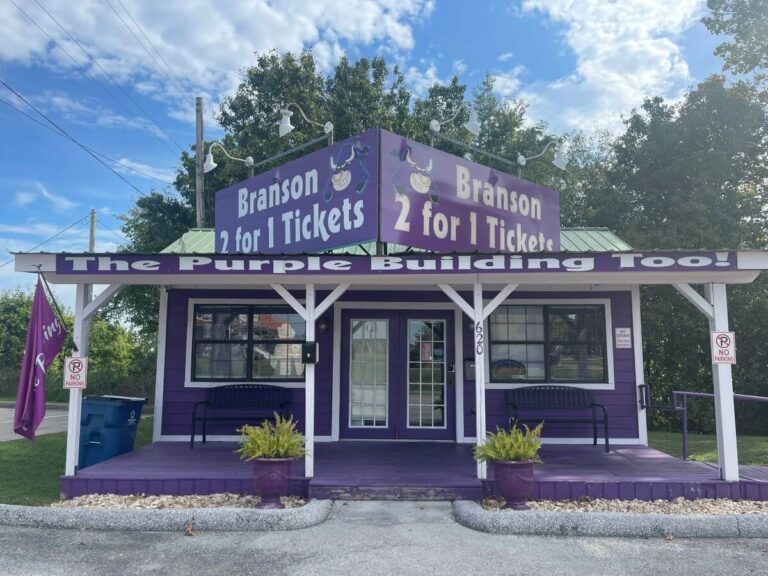 Photo of Branson 2 for 1 Tickets exterior building on Gretna Road.